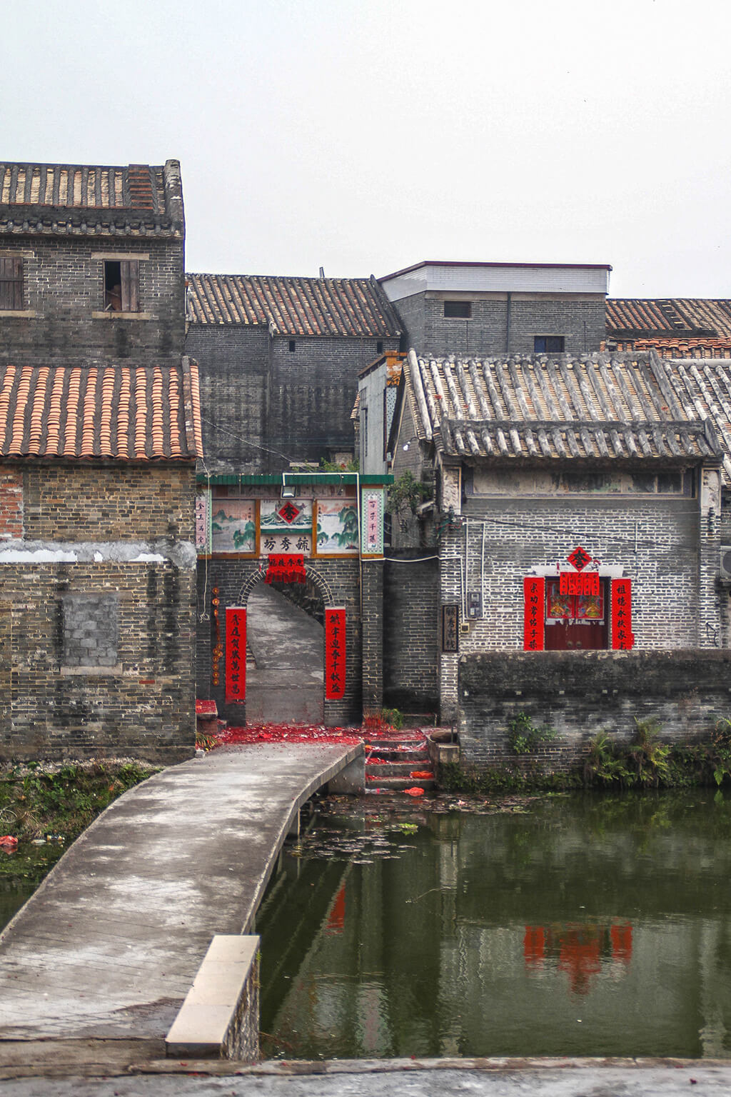 a picture showing the new part of the village, at the other side of the water