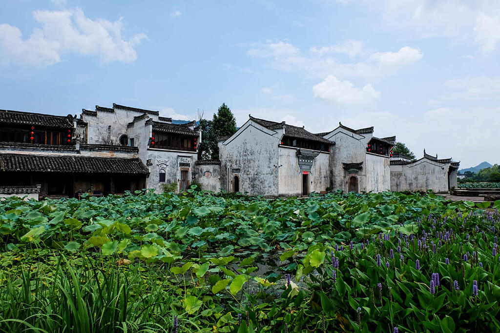 Chengkan bagua village Anhui China_Architecture on the Road