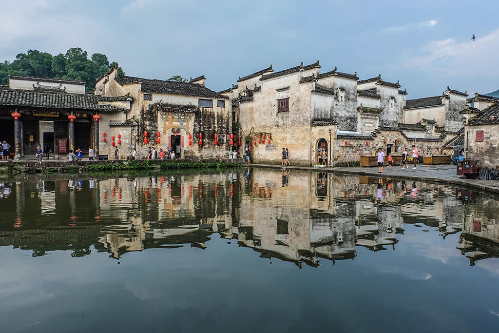 Hongcun Anhui China_Architecture on the Road
