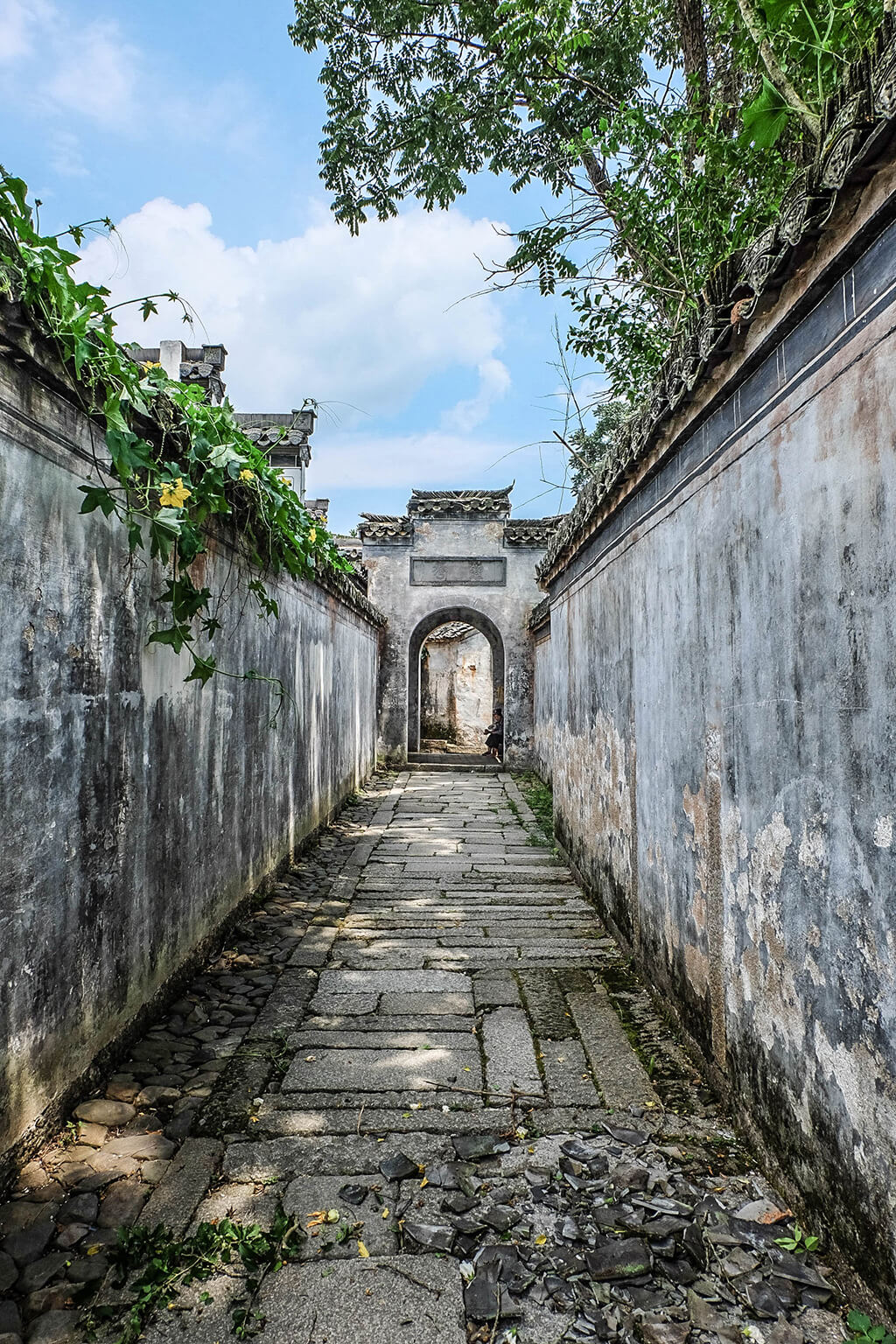 Chengkan bagua village Anhui China_Architecture on the Road