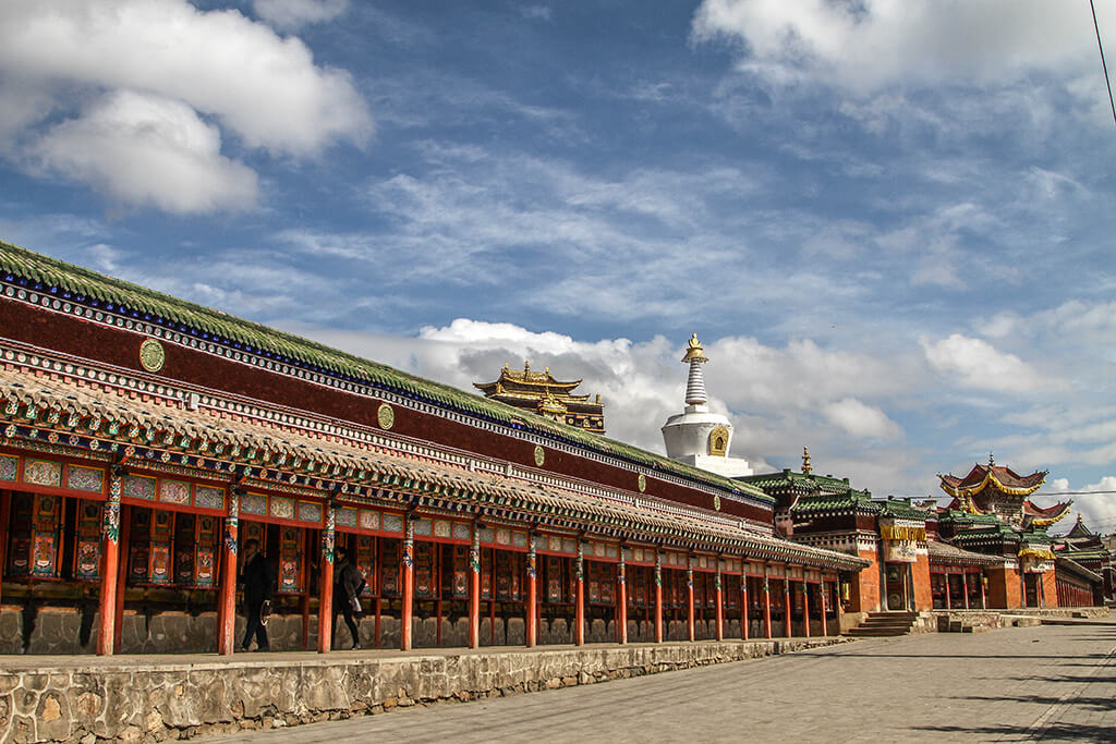 Milarepa Palace, Hezuo, Gansu, China - Architecture on the Road