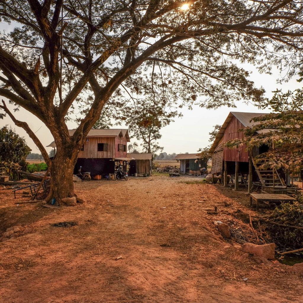 battambang_cambodia_architecture on the road