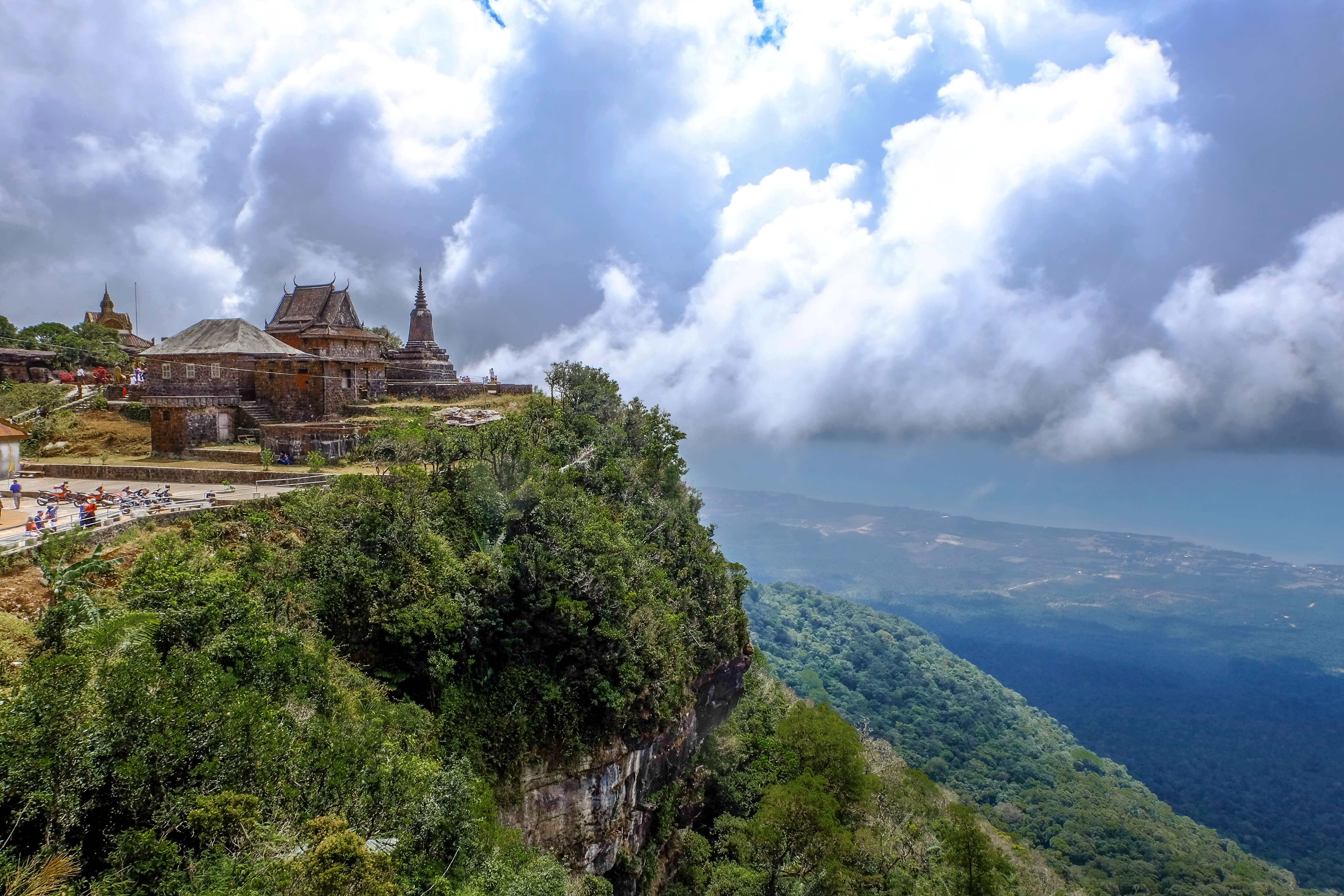 kampot_architecture on the road_ mount bokor national park