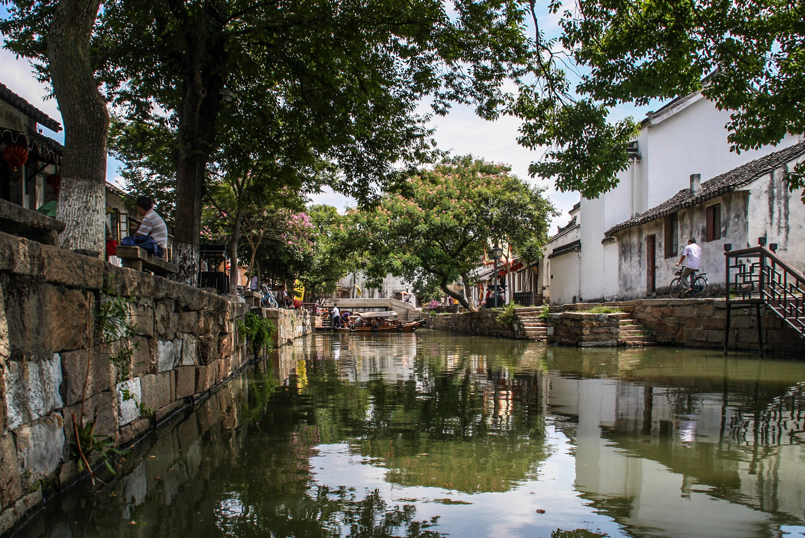 Suzhou_Tongli architecture and gardens_architecture on the road