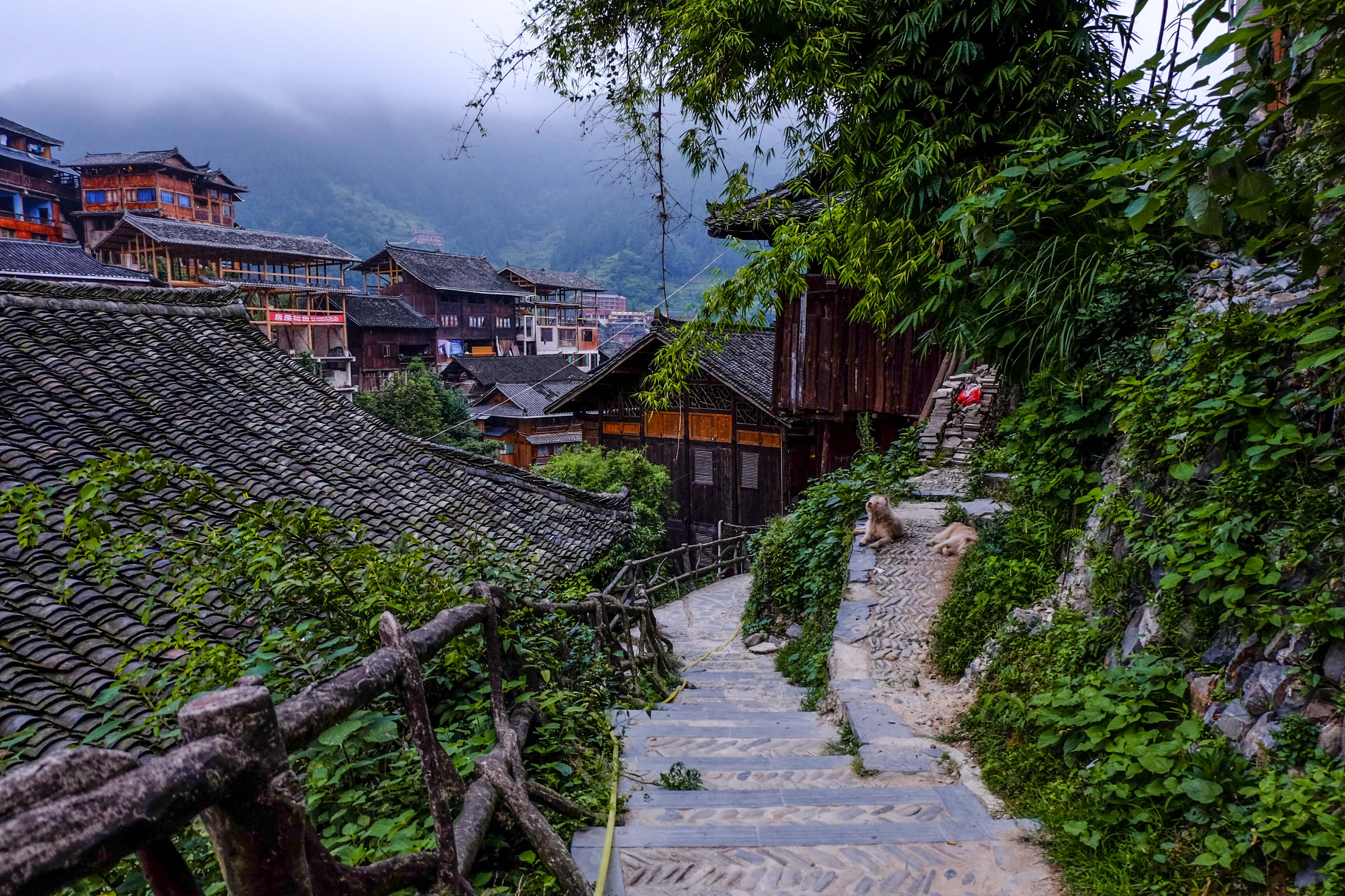 Xijiang Qianhu_Kaili_Guizhou_ Miao Ethnic Minority_Architecture on the road