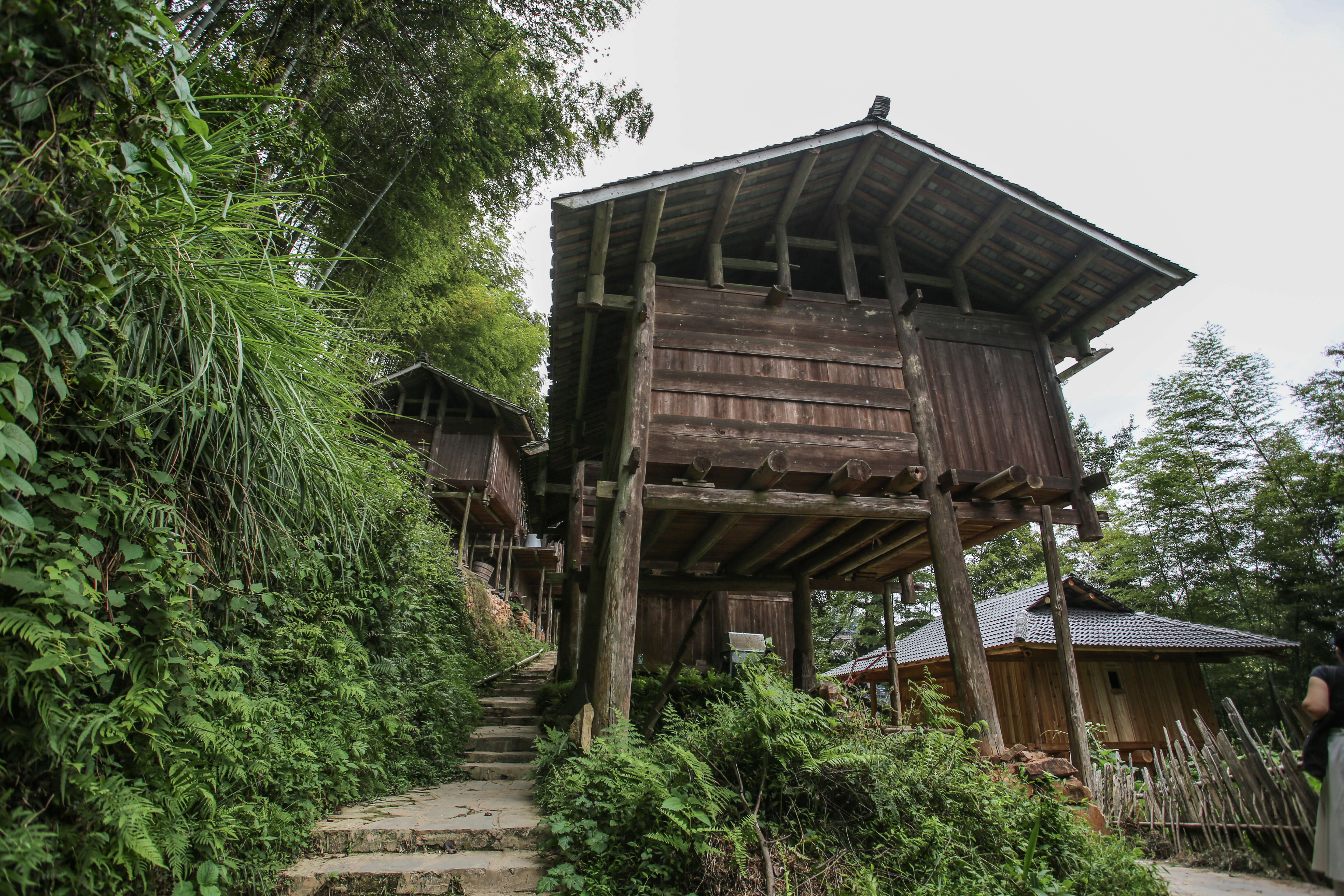 Zhaoxing_Guizhou_Architecture-on-the-road_-63-of-113