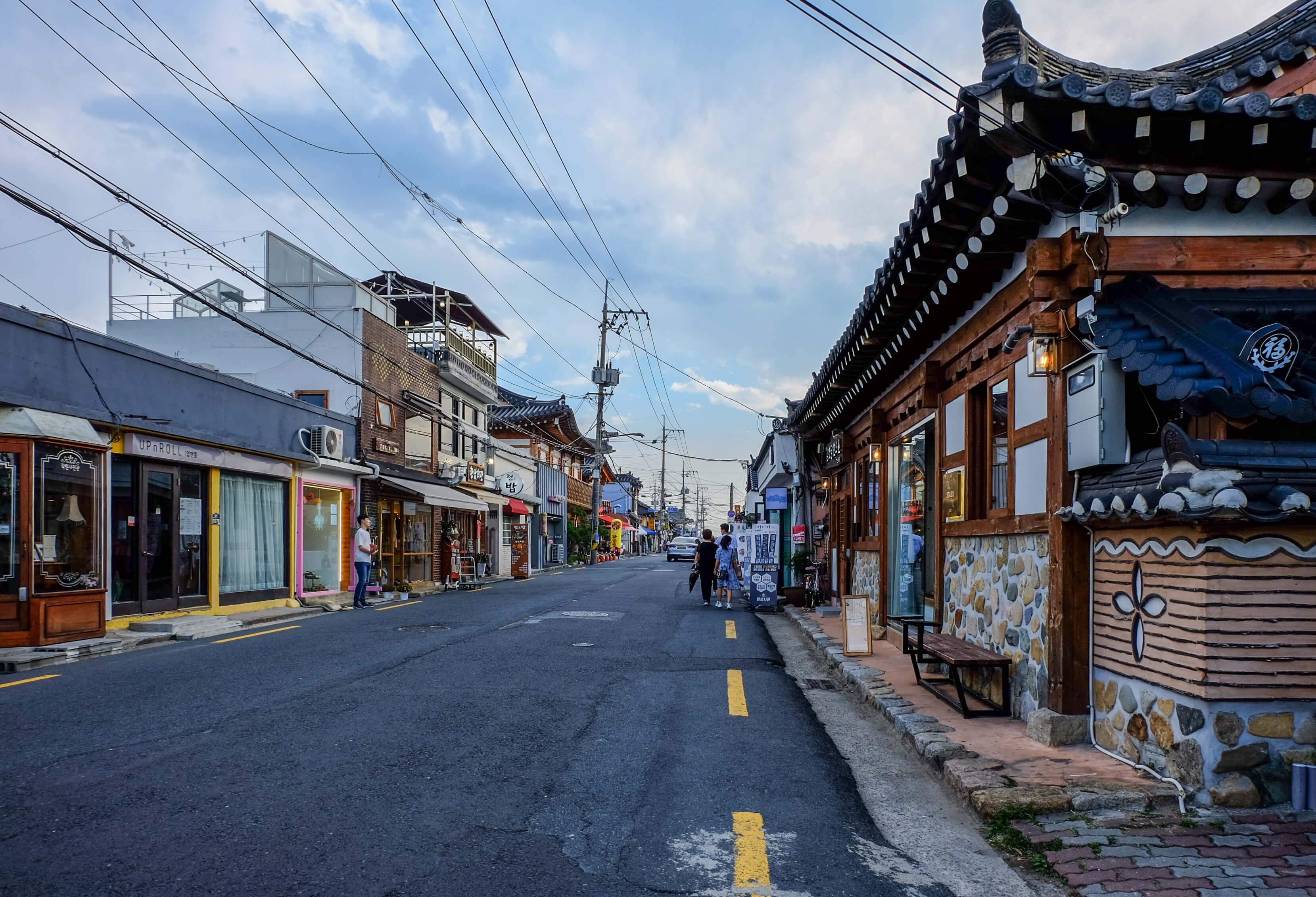 Gyeongju_South Korea_hanok