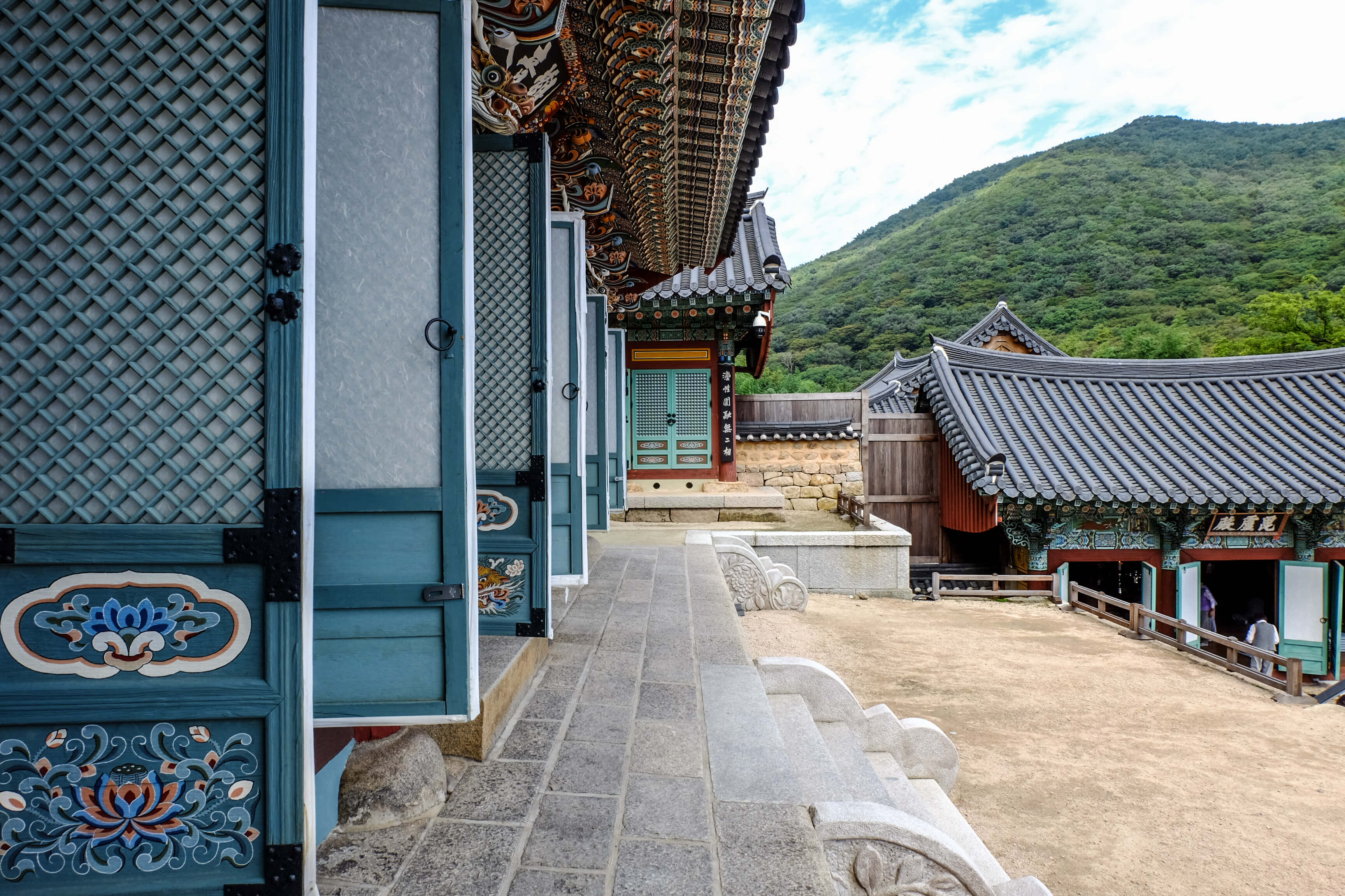 South-Korea_Busan_Gamcheon-Culture-Village-8-of-50