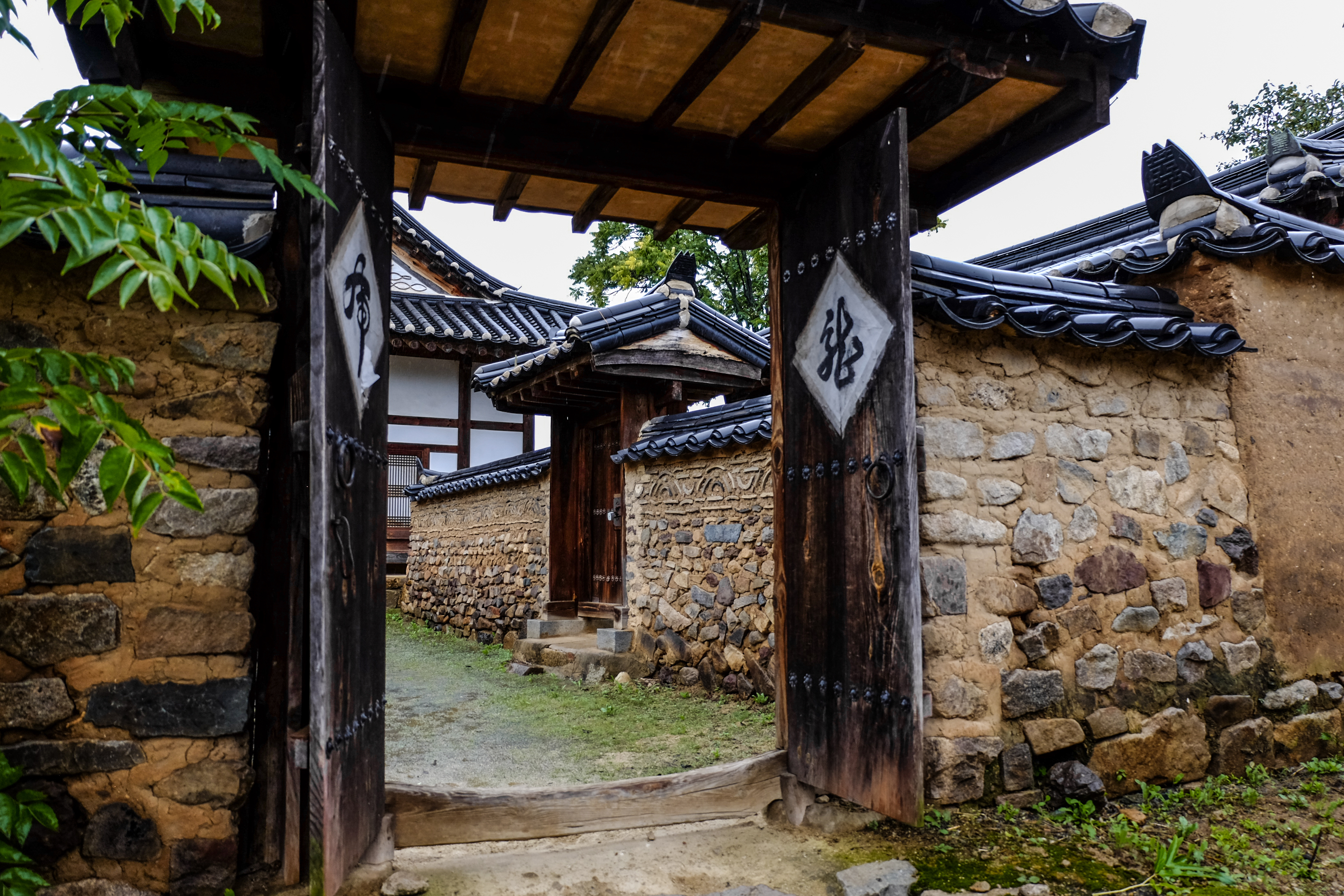 Andong Hahoe Folk village_South Korea_Architecture on the road